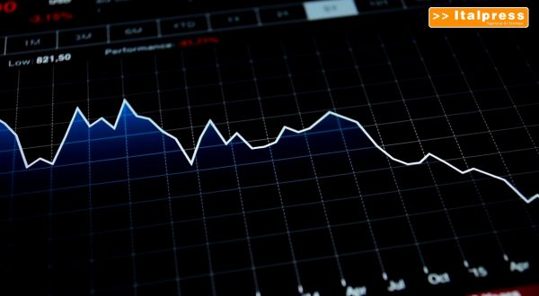 Nel 2020 netta contrazione dei redditi nell’area euro