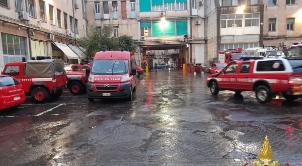 Pioggia battente sulla Sicilia orientale, isolata Augusta