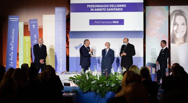 Sanofi, premiati i vincitori del premio letterario “La parola che cura”