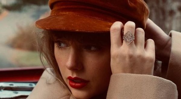 Taylor Swift, esce il nuovo album “Red”