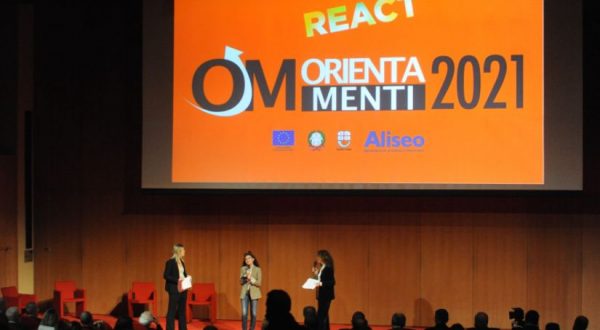 Bianchi, Orlando, Messa e Bonetti aprono il Salone Orientamenti di Genova