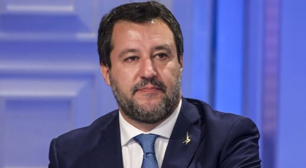 Caro bollette, Salvini “Le aziende si fermano, urgente l’impegno del governo”