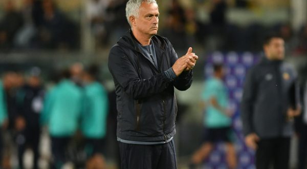 Mourinho avverte la Roma “Con lo Zorya come una finale”