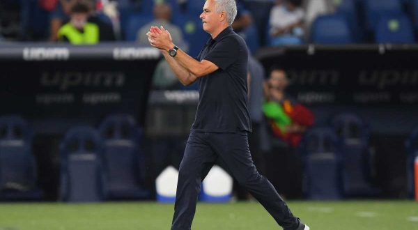 Mourinho “Col Toro sarà dura, serve qualità offensiva”