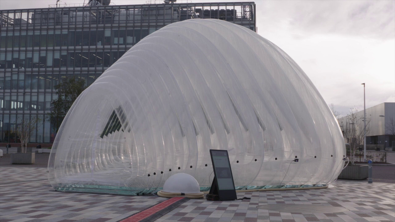 A Glasgow un parco giochi per bambini dove si respira aria pulita