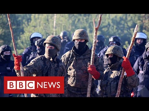 Warnings that Belarus migrant crisis risks military conflict – BBC News