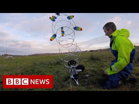 How spinning kites could power your home – BBC Newss