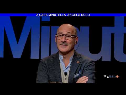 Angelo Duro a Casa Minutella