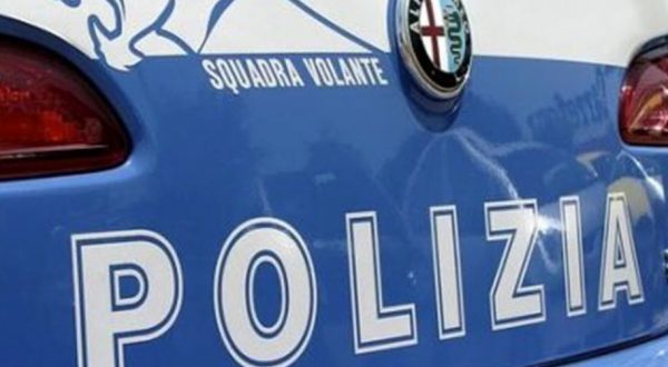 Droga in auto come al “drive in” ad Avola, 7 arresti