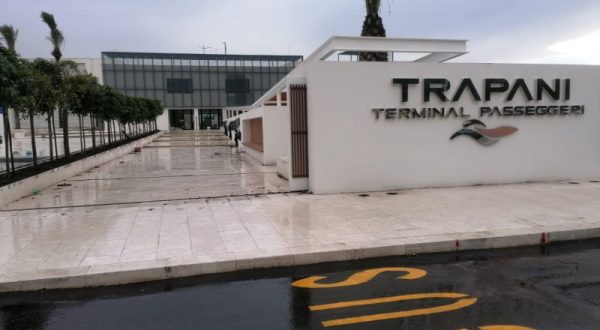 Porti, inaugurato a Trapani il Terminal crociere e passeggeri