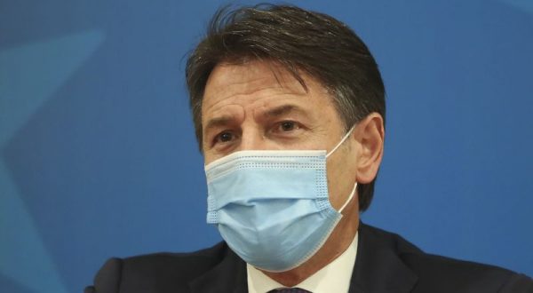 Fisco, Conte “Redistribuzione non tolga ai poveri”