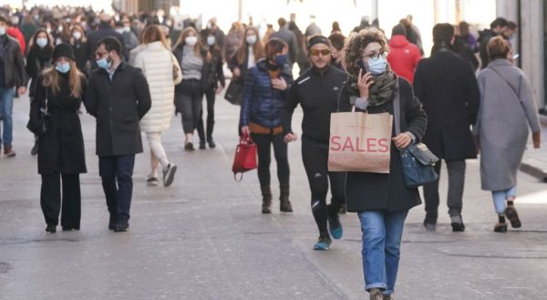 Saldi invernali, in Sicilia anticipati al 2 gennaio