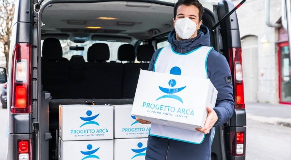 Fondazione Progetto Arca e JTI insieme contro l’emergenza alimentare