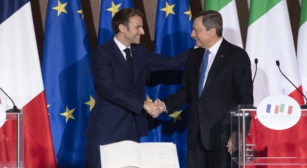 Ue, Draghi-Macron “Riformare le regole di bilancio”