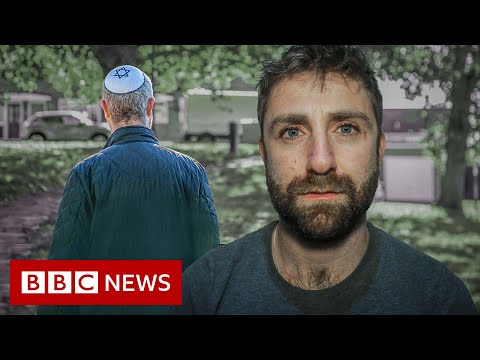 Record rise in anti-Semitism in UK in 2021 – BBC News