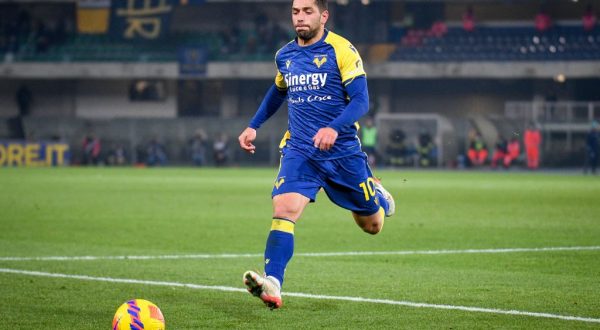 Doppietta di Caprari, il Verona passa 2-1 a la Spezia