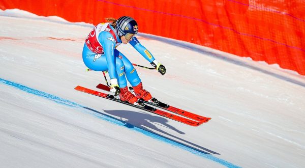 Goggia vince la discesa a Cortina “Mi esplode il cuore”