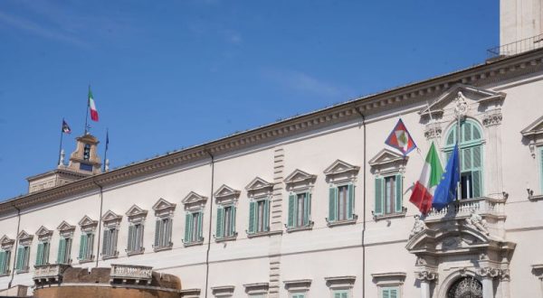 Quirinale, prevale l’astensione ma 166 voti a Mattarella