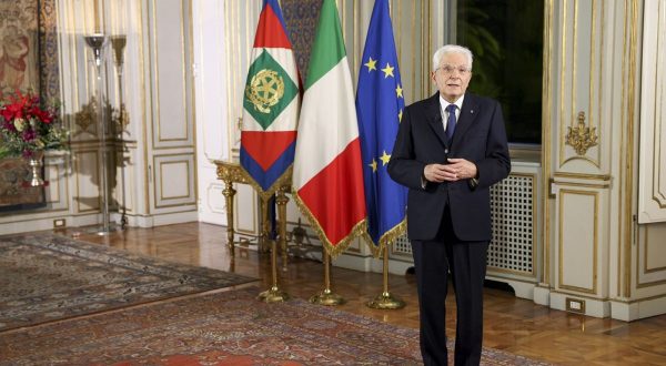 La Sicilia esulta per la rielezione del suo conterraneo Mattarella