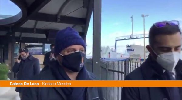 Green pass, sindaco Messina: “Si parte da Sicilia ma non si rientra”