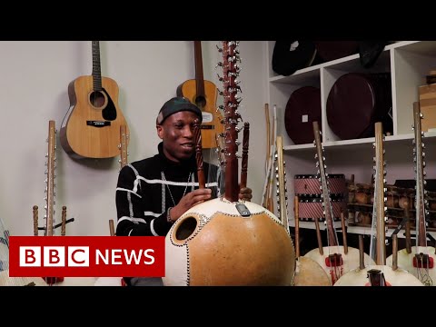 The kora, the ‘sacred’ instrument of storytellers – BBC News