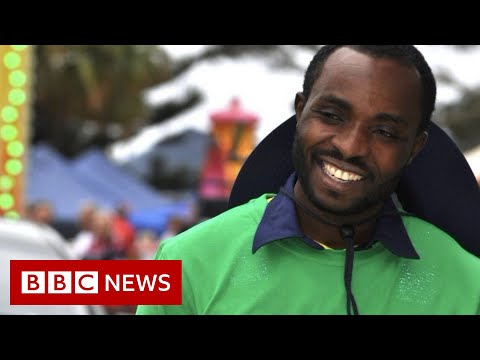 The farm helping refugees build a life in Australia – BBC News