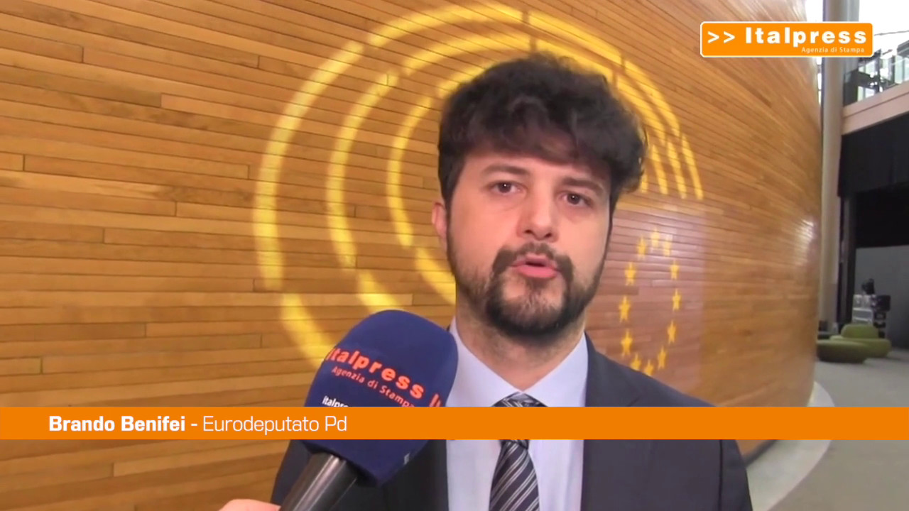 Ue, Benifei “Digital Service Act contro strapotere piattaforme”