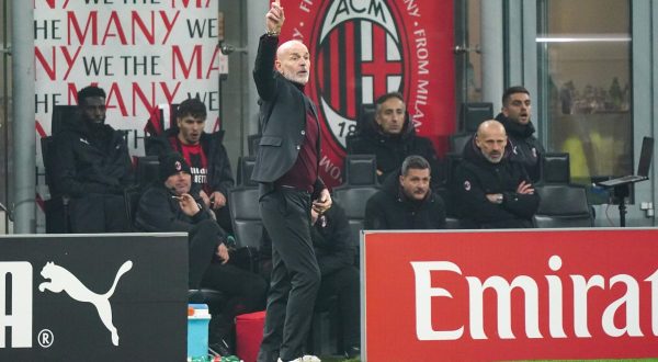 Pioli “Il derby pesa tanto, Ibra e Rebic sono out”