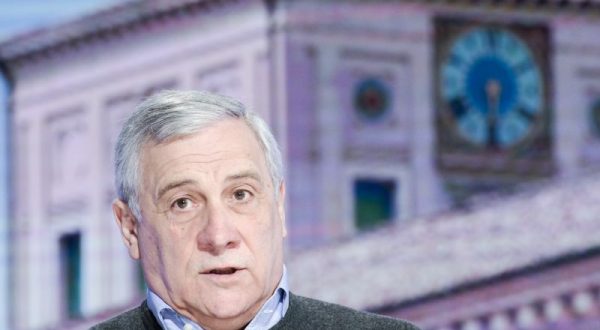 Centrodestra, Tajani “Basta polemiche, serve un salto di qualità”