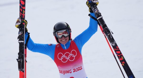 Brignone argento nel gigante donne, 4a medaglia Italia