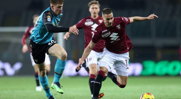 Brekalo illude il Torino, il Venezia rimonta e vince 2-1