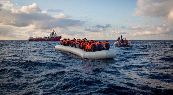 Tre migranti dispersi in mare, Procura Agrigento apre inchiesta