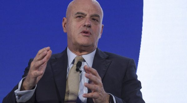 Eni, Descalzi “Nel 2021 abbiamo raggiunto risultati eccellenti”