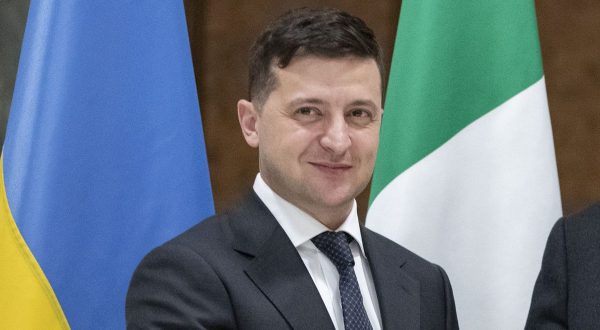 Zelensky “Non abbiamo paura, non cederemo nulla”