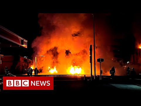 Petrol tanker crash causes massive fire in Long Island, New York – BBC News