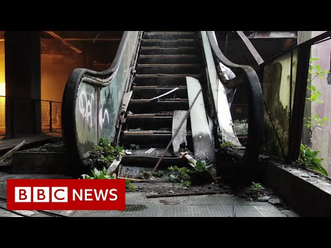 Inside Bangkok’s abandoned department store – BBC News