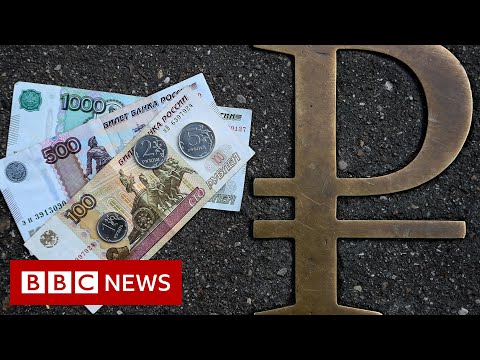 Russian currency crashes as economic impact of Ukrainian invasion takes effect – BBC News