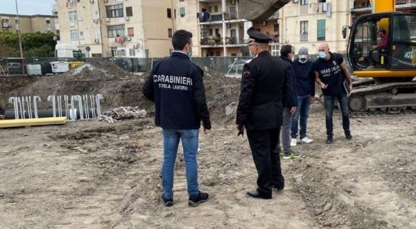 Blitz nei cantieri edili di Palermo e provincia, 10 denunce e multe