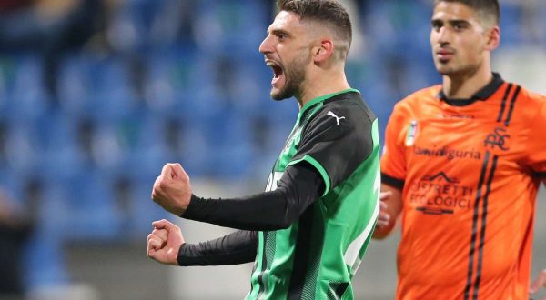 Il Sassuolo cala il poker, lo Spezia va al tappeto