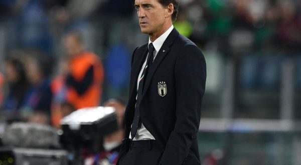 Mancini “Rialzare la testa e lavorare per il futuro”