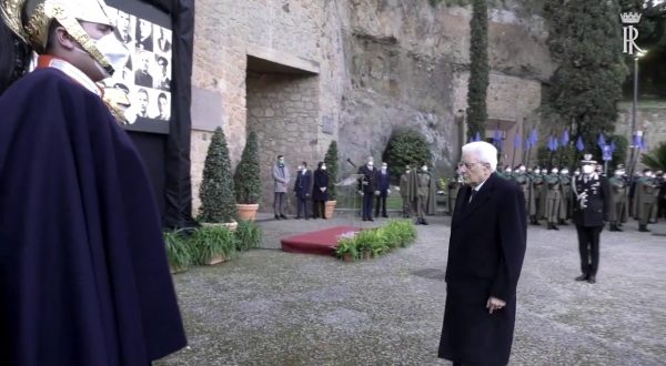 Mattarella commemora l’eccidio delle Fosse Ardeatine