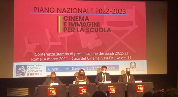 Cinema e audiovisivo, 54 milioni per progetti nelle scuole