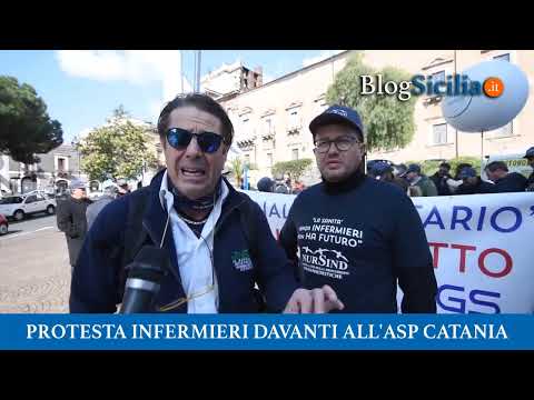 Protesta infermieri davanti all’Asp Catania