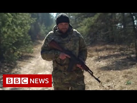 On patrol with Ukrainians using drones to monitor Russian troops – BBC News