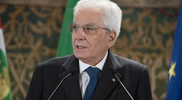 Mattarella “Ogni guerra è disumana, fermarle è possibile”