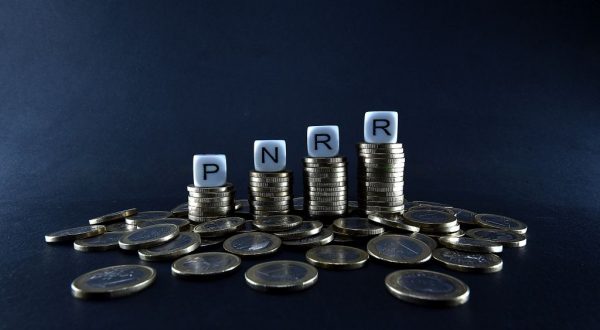 Pnrr, esperti “Allarme costi, infrastrutture strategiche a rischio”