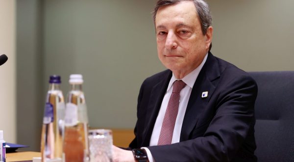 Ucraina, Draghi: “Guerra senza senso, Putin ponga fine alle ostilità”