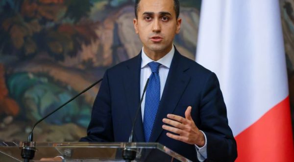 Ucraina, Di Maio “Negazionismo dà linfa a Putin per andare avanti”