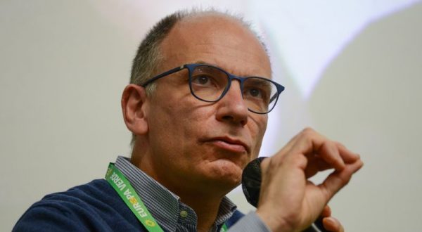 Energia, Letta “Senza tetto Ue su prezzo gas serve quello nazionale”