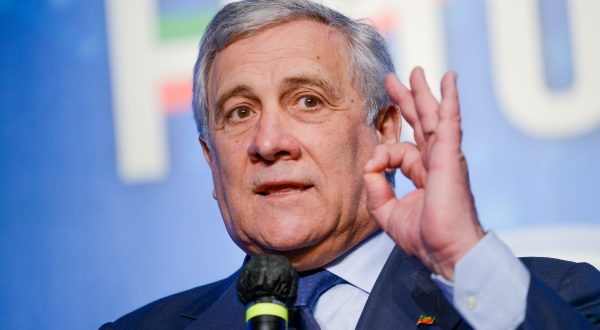 Fisco, Tajani “Pd e M5S vogliono la patrimoniale”